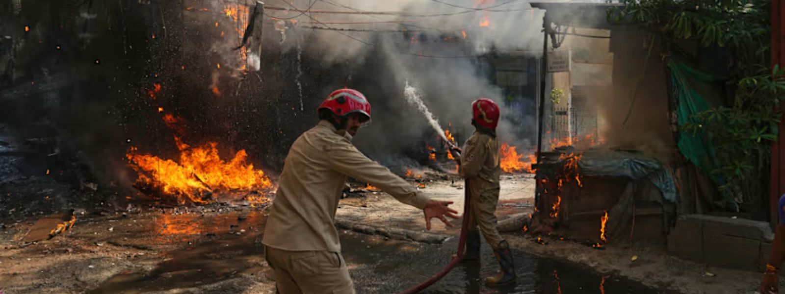 Fire At A Hotel In New Delhi; 21 Dead & 40 Rescued
